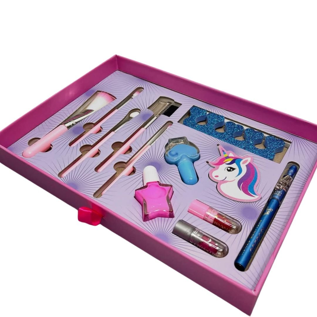 علبة مكياج طبي للأطفال 3 جرارات و57 قطعة - KIDSBOX